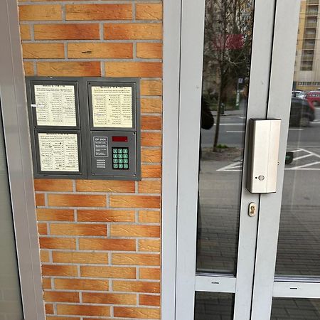 Cozy Apartment In District 8 Budapeste Exterior foto
